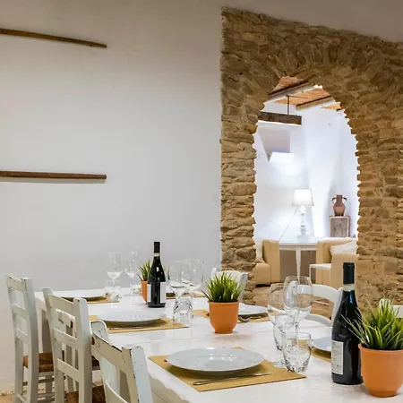 La Casa Degli Angeli בית חווה קלטג'ירונה