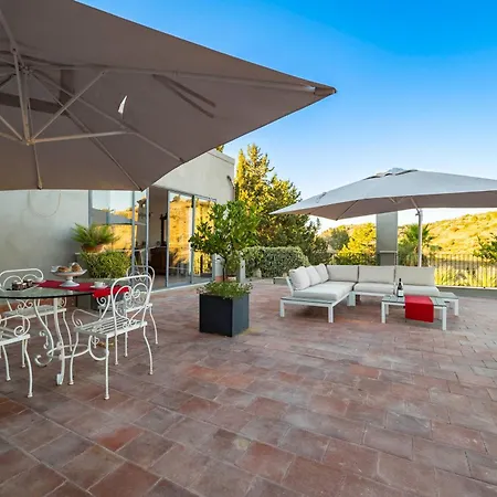 La Casa Degli Angeli * קלטג'ירונה