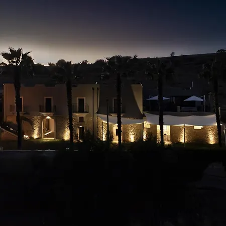 La Casa Degli Angeli בית חווה קלטג'ירונה