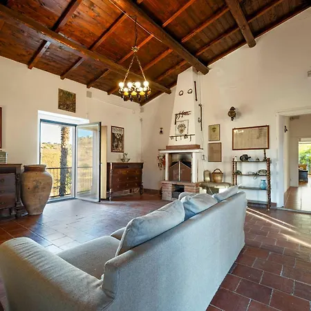 La Casa Degli Angeli קלטג'ירונה